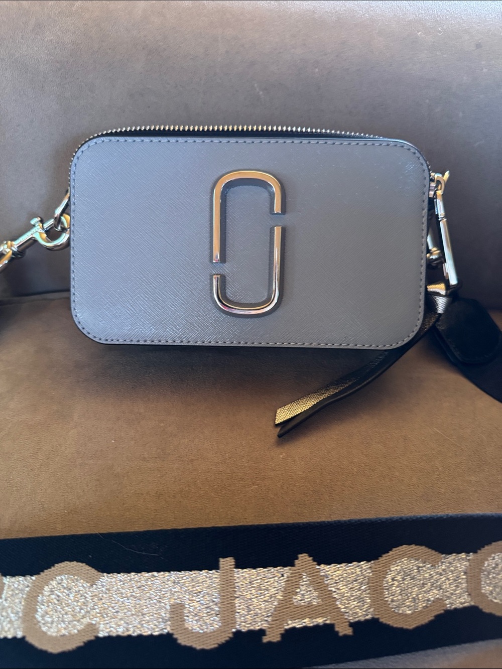Marc Jacobs Light Gray Snapshot Camera Bag with Black Logo Strap LIKE NEW.